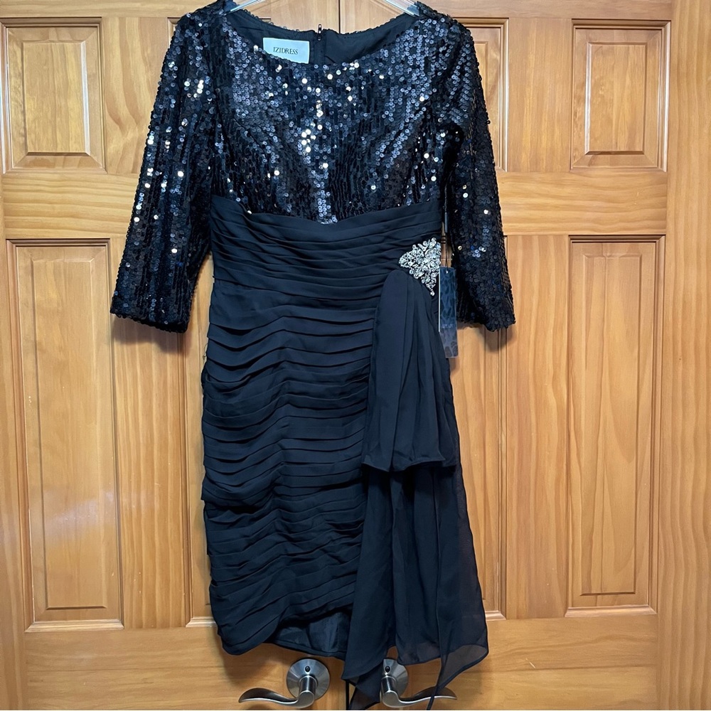 Izidress Black Sequined Formal Dress Size 8 NWT